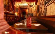 Indonesian restaurants in Paris by political refugees