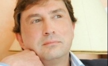 Le romancier Pascal Marmet chez Nunc! Paris