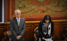 Une minute de silence en hommage aux victimes des attentats à Paris