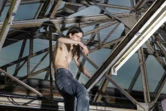 Eliza Douglas in rehearsals for Anne Imhof, Natures Mortes, 2021.