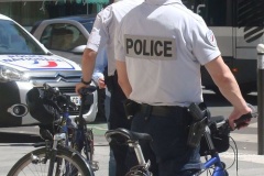 Policiers à vélo