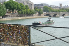 Tolérance zéro sur le Pont des Arts © VD