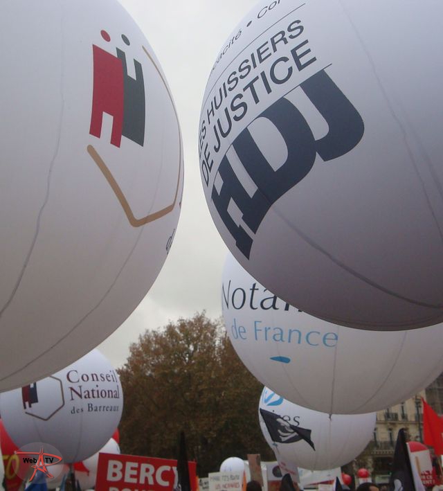 Manifestation des professions réglementées contre la Loi Macron 