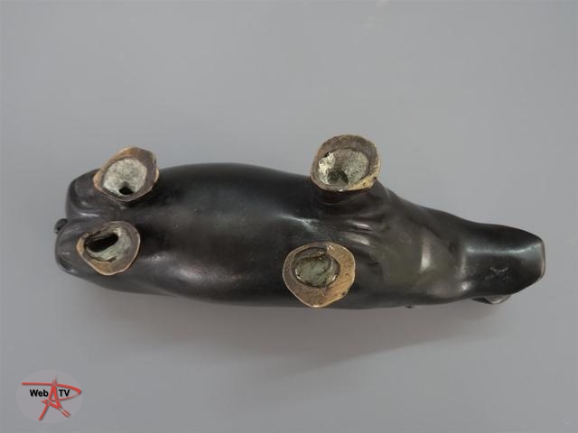 Lot 81 Hippopotame couché par François Pompon Etude E. Aubert