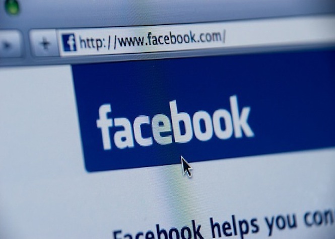 Mark Zuckerberg annonce une version payante de Facebook (pour de vrai)