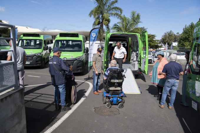 Lancement de HANDI'BUS, le service de transport gratuit et à la demande pour Personnes à Mobilité Réduite 