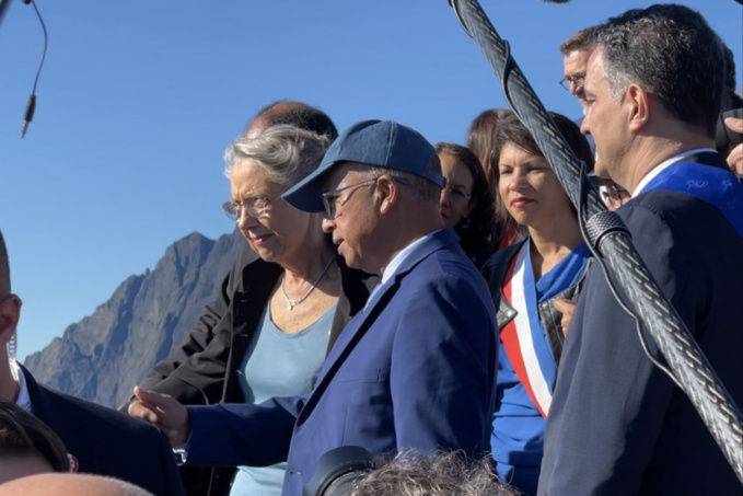 Visite de la Première ministre : Elisabeth Borne au sommet du Maïdo