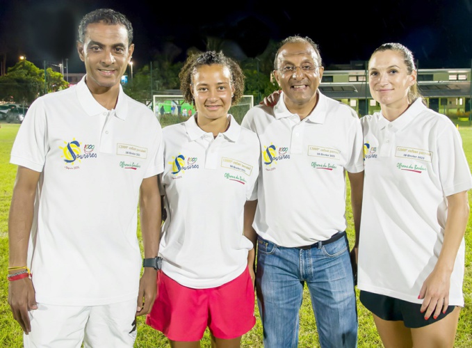 1000 Sourires : "Foot en VIF" pour les footballeuses saint-pauloises avec Léa Le Garrec, Airine Fontaine et Fabrice Abriel
