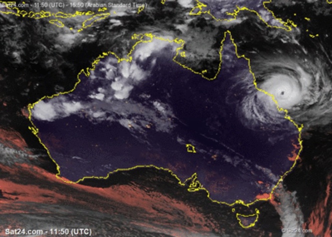 Le super cyclone Debbie frappe l'Australie