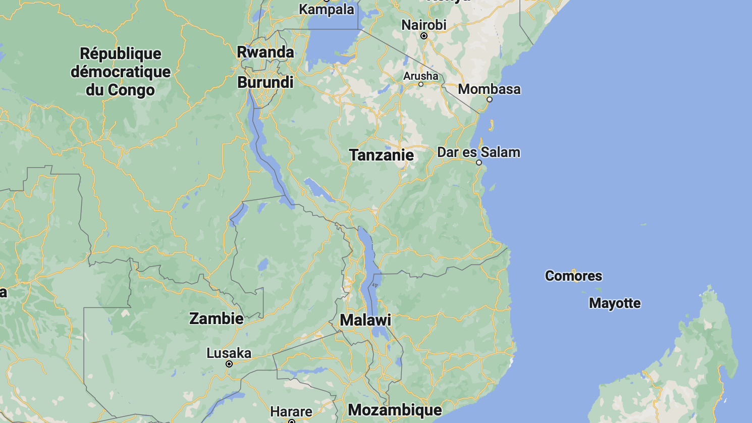 Une embarcation avec une cinquantaine de Congolais effectue une traversée vers Mayotte