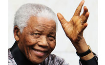 En deuil, Nelson Mandela ne sera pas à la cérémonie d'ouverture