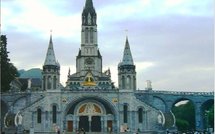 Alerte à la bombe à Lourdes, 30.000 pèlerins évacués