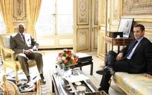 Le président sénégalais recycle l’avion de Sarkozy et subit les foudres de sa population