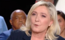 Johnny Payet aux côtés de Marine Le Pen dans l'émission Elysée 2022