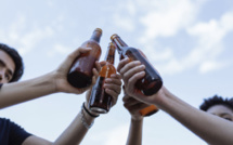 Addictions France : 90% des magasins testés vendent de l'alcool aux mineurs