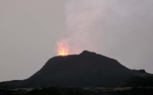 Éruption : L'activité volcanique se réduit lentement au Piton de la Fournaise
